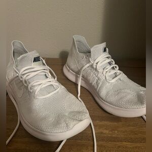 Women’s Nike Free RN Flyknit Size 8.5